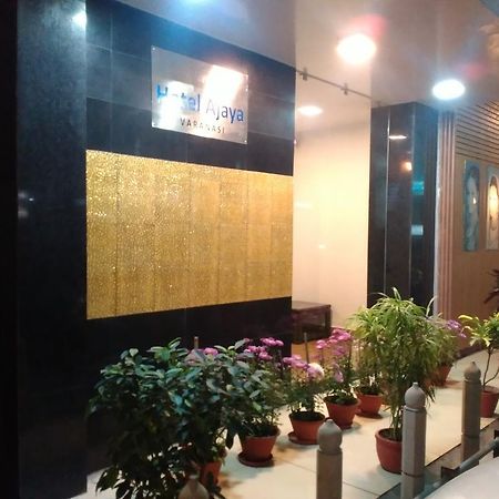 Hotel Ajaya Varanasi Dış mekan fotoğraf
