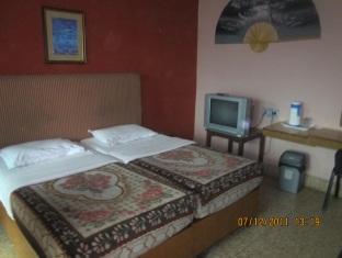 Hotel Ajaya Varanasi Dış mekan fotoğraf
