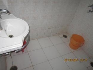 Hotel Ajaya Varanasi Dış mekan fotoğraf